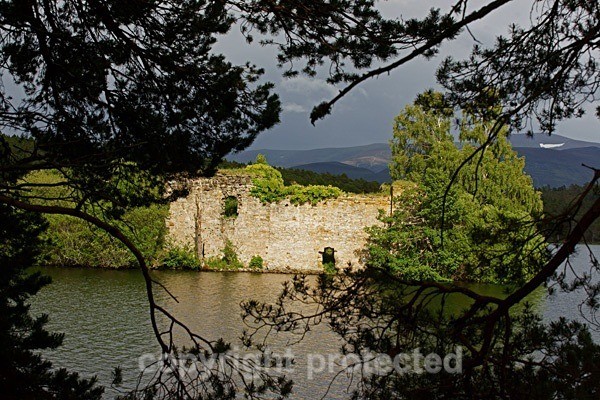 Loch Eilein Castle Rothiemurchus Forest