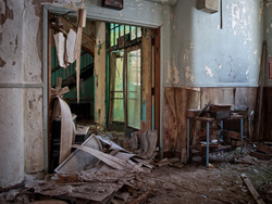 Undercliff Sanatorium (Meriden, CT) | Destroyed Door