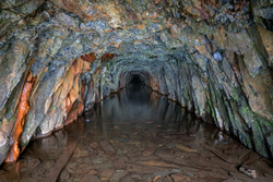 Slate tunnel