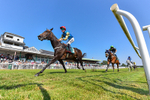 150726-Race 5-Naval Light-3217