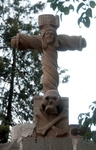 Lateral gate cross