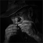 Gold-Digital-Dave Bolton-tabacco break