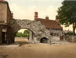 Lincoln Newport Arch 2