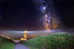 z2331 The Milky Way over St Catherines Lighthouse
