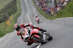 Ian Hutchinson Yamaha / Milwaukee Yamaha