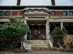 Overbrook Asylum (Cedar Grove, NJ) | Building 4 Ward 35 Entrance