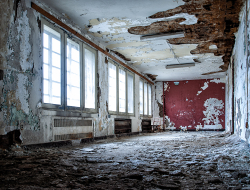 Abandoned Greystone Park Psychiatric Center | Stark Day Room