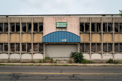 Remington Arms Factory (Bridgeport, CT) | Remgrit Entrance