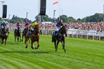 270626-Race 7-Double Parked-6100