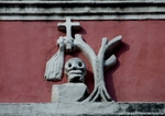 Lateral portal relief, Calvary cross