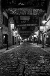 London by night - Shad Thames