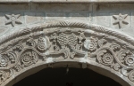 Façade portal, archivolt detail