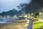 ab468 Crescent Moon over Appley