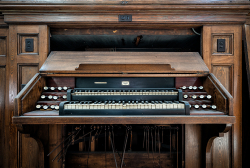 Our Lady of the Rosary Church (Philadelphia) | Keyboard Detail