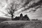 Pendragon Castle   ref 9974
