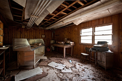 Catskill Game Farm (Catskill, NY) | Concession Kiosk Interior