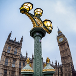Westminster Bridge Lights and Big Ben (2)