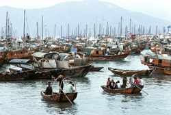 KM-45 Cheung Chau Harbour - 1976
