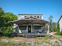 Long Beach, CT | Cross-hatched