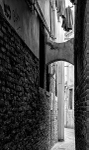 HANGING AROUND - VENICE