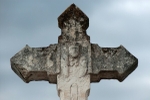 Atrial cross, front crossing & face of Christ