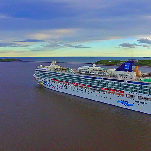 The Norwegian Gem leaving the Port of Saint John, New Brunswick, Canada