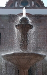 Patio fountain wellspout