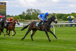 110526-Race 1-Filey Beach-0294