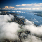 A00715C Tay estuary and Dundee city