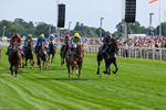 270626-Race 7-Double Parked-6090