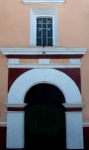 Ecce Homo, façade portal alfiz