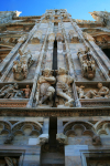 Duomo di Milano stone work _IT041
