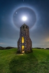 z4350 Moon Halo St Catherine's Oratory