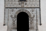 Façade portal