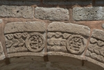 SE posa chapel, archivolt voussoirs