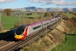 4.11.13 - 390010 1M55 12.00 Glasgow - Euston, Docker