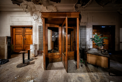B'Nai Jeshurun Synagogue/Hopewell Baptist Church | Revolving Doors