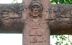 La Chiquita, garden cross, front crossing, face of Christ