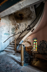 Agudas Achim Synagogue (Chicago,IL) | Curved Staircase