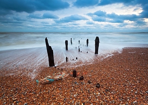 [align=center][size=11][b]Rye, East Sussex[/b][/size]

I knew I had to photograph this dilapidated groyne whilst vi…