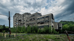 St. Nicholas Coal Breaker (Mahanoy City, PA) | Dreary Exterior