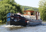 120628 BLUE BARGE WT7A1087