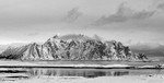 Mot Henningsvær