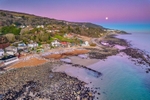 z4003 Moonrise over Steephill Cove