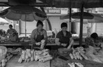 PIGS FEET