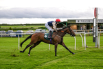 Race 3 19.22pm racingtv.com/freetrial Handicap portfolio