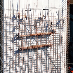 KM-62B SCAFFOLDERS ON THE CITY HALL - 1998