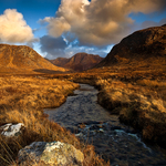 Moon Over The Glen