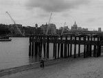 Thames Beach, Gabriels Wharf 2 (b&w)