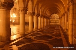 XT6I4271Venice 2011